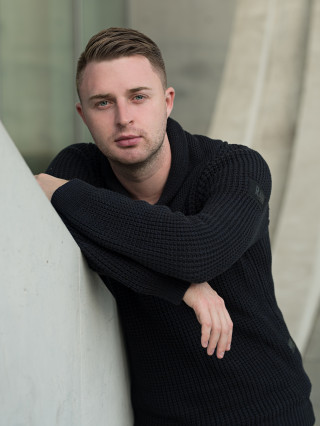 Host Max D.
