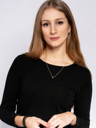 Hostess Jana R.