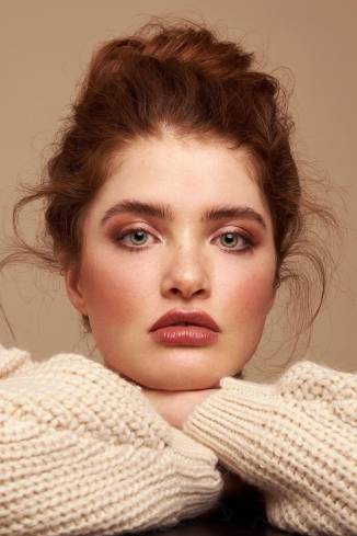 Model Sophie Theresa O.