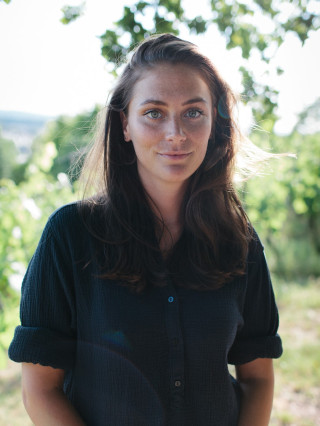 Hostess Ina N.