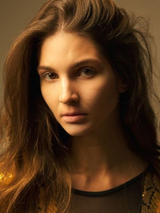 Hostess Lina A.
