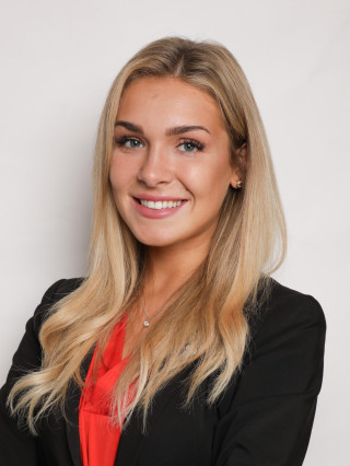 Hostess Katja M.