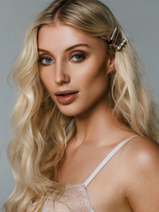 Hostess Roxanna C.