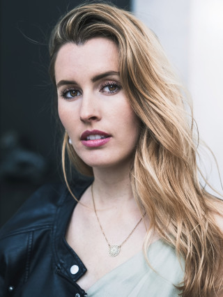 Hostess Lavinia D.