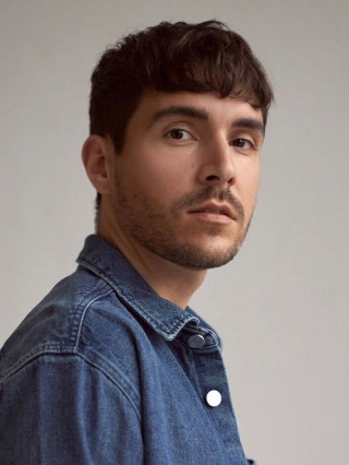 Host Aleksandar J.