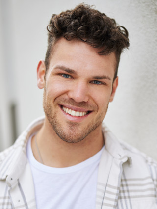 Host Alexander J.