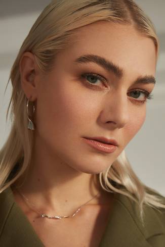 Model Pia G.