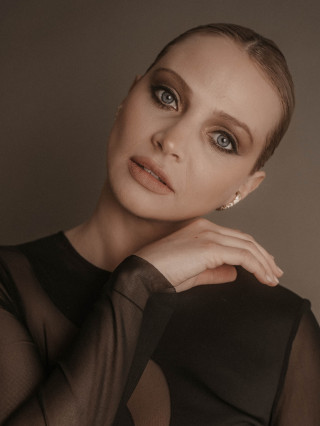 Hostess Tamara N.