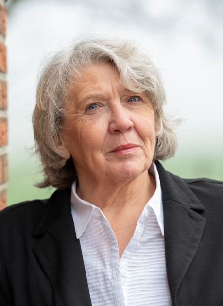 Model Monika Heidi S.