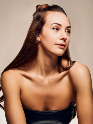 Hostess Lara P.