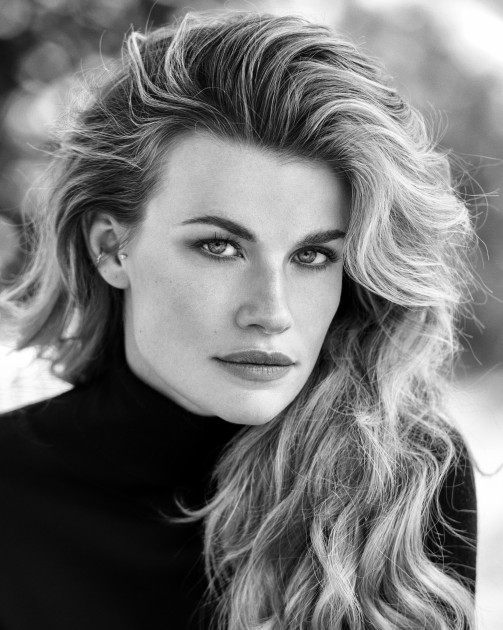 Model Shari P.