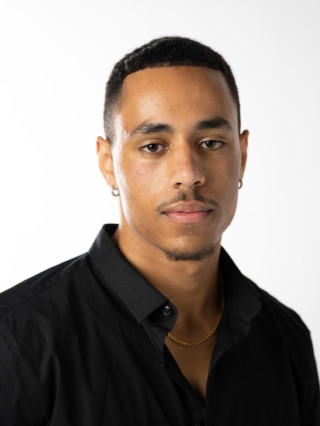 Host Simon K.