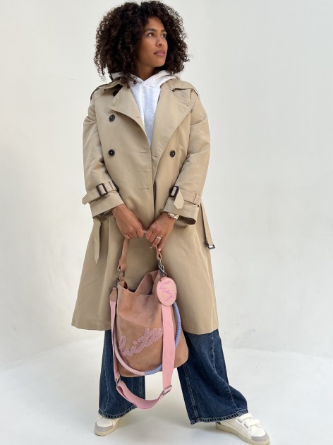 Model Aramata P.