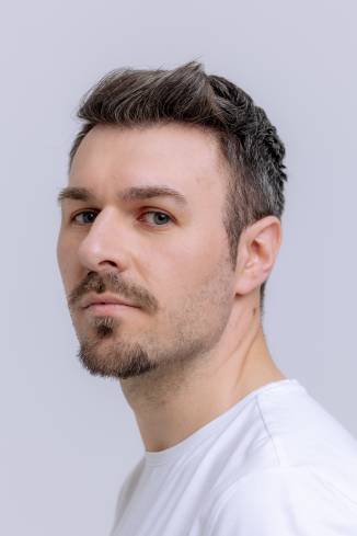 Model Konstantinos V.