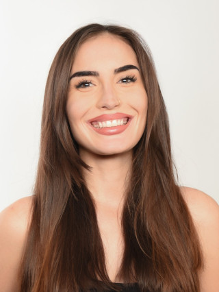 Hostess Laura S.
