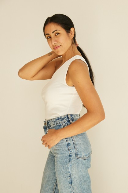 Model Annahid K.