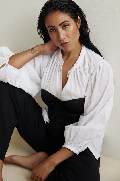Model Annahid K.
