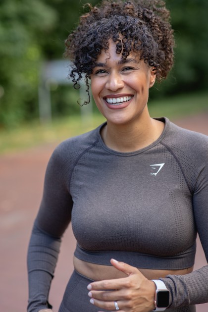 Model Aramata P.