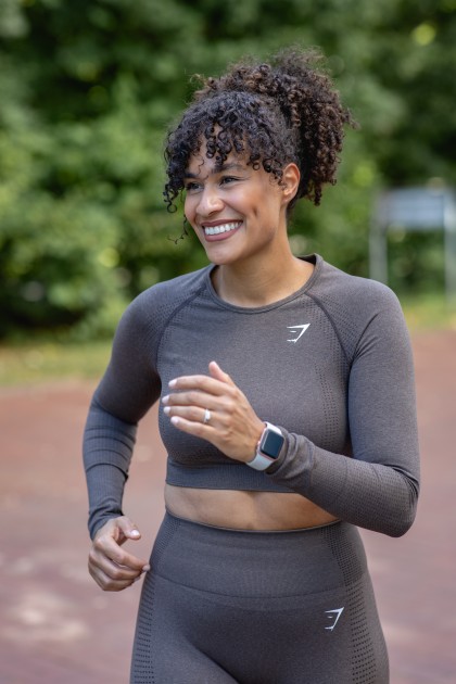 Model Aramata P.