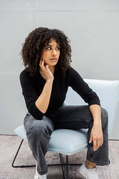Model Aramata P.