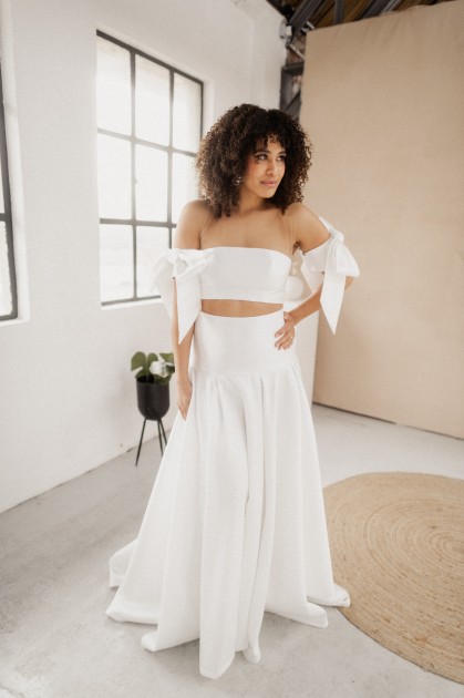 Model Aramata P.