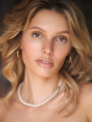 Hostess Melissa G.