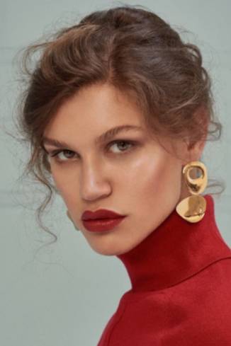 Model Madeleine K.
