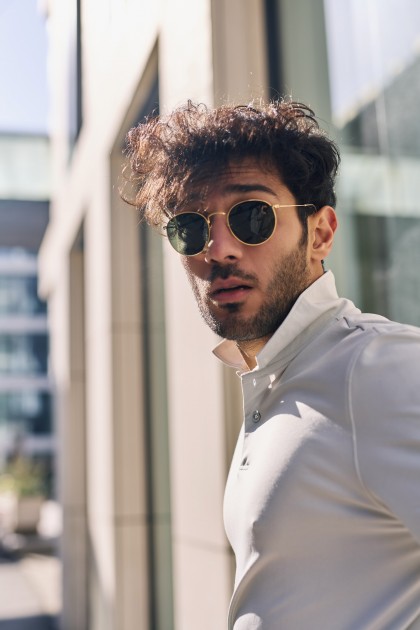 Model Radman H.