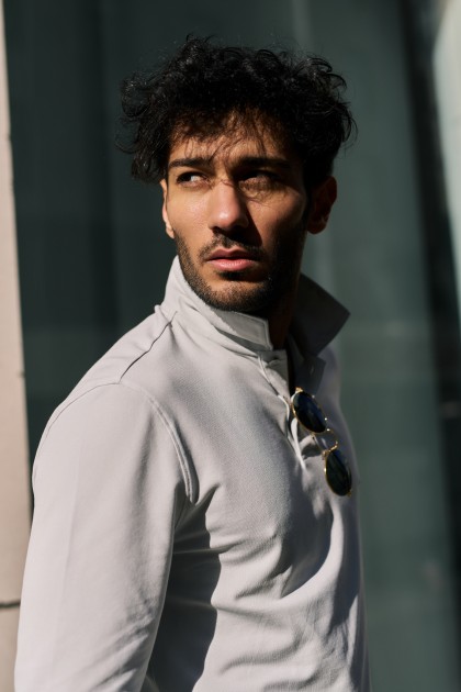 Model Radman H.