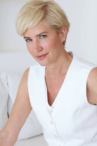 Model Kirsten v.
