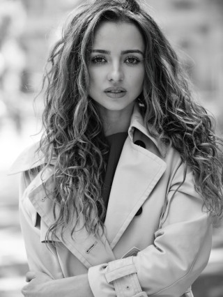 Hostess Natascha S.