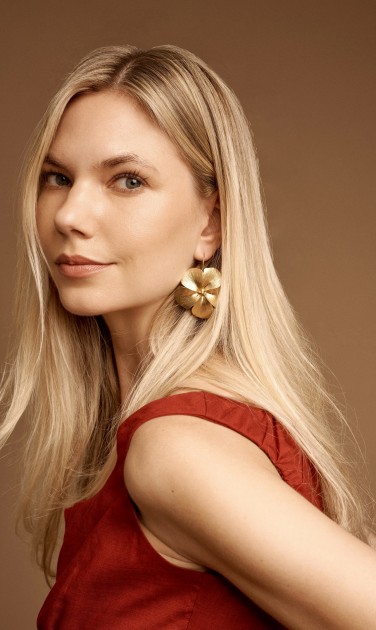 Model Ramona M.