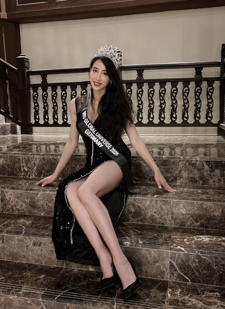 Model Jing K.