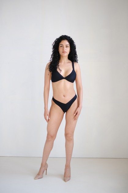 Model Lia M.