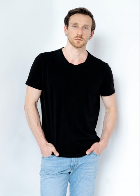 Model Adam B.