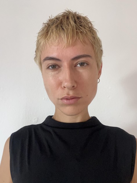 Model Elisa L.