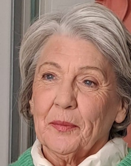 Model Monika Heidi S.