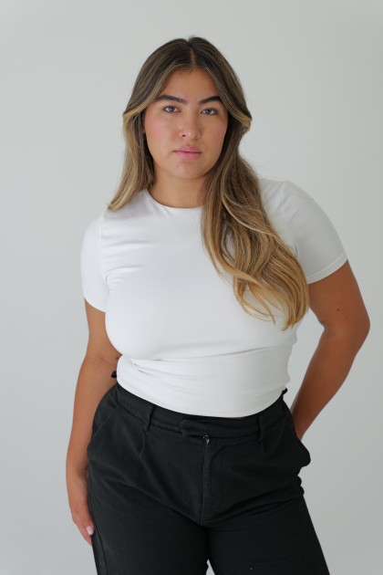 Model Anna Gulaab V.