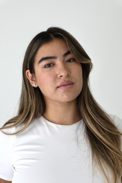 Model Anna Gulaab V.