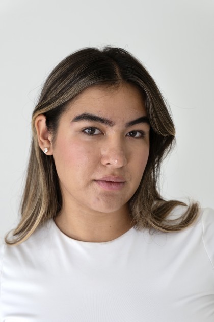 Model Anna Gulaab V.