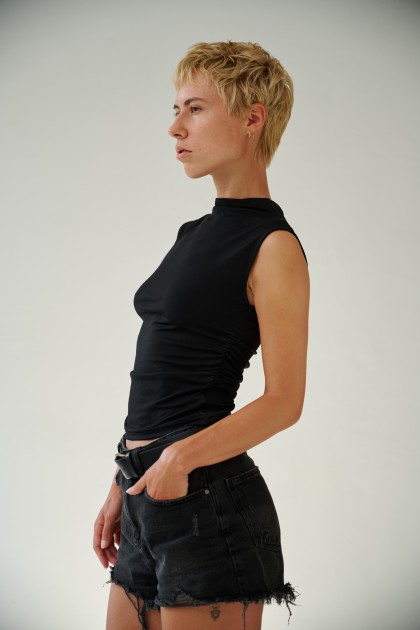 Model Elisa L.