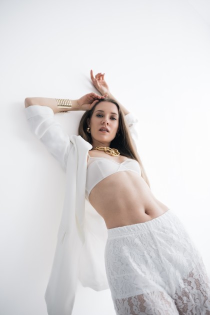 Model Isabelle S.