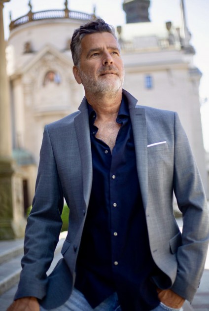 Model Axel S.