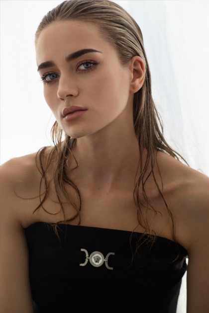 Model Samantha Sophie S.