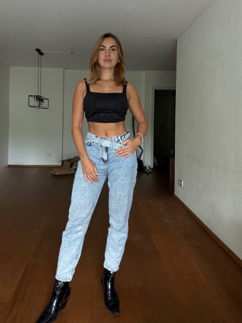 Model Vanessa L.