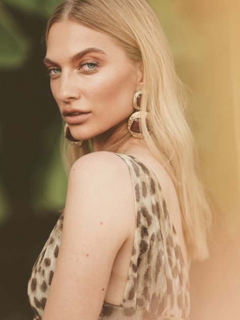 Model Evelyn H.