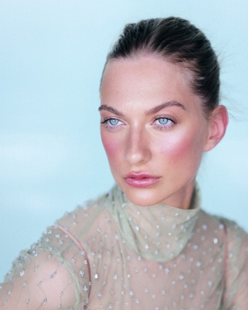Model Evelyn H.