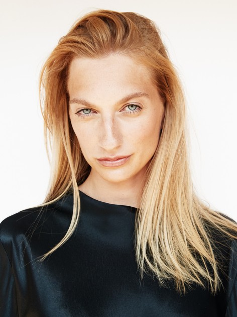 Model Evelyn H.