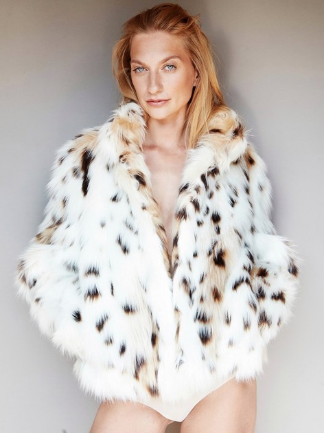 Model Evelyn H.