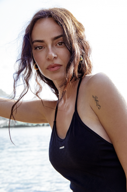 Model Delia A.